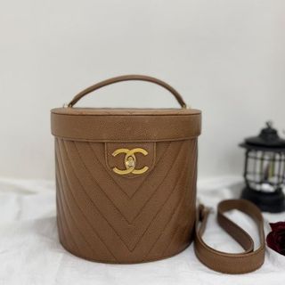 【赫蒂國際精品】 Chanel 香奈兒 奶金水桶化妝包 vintage
