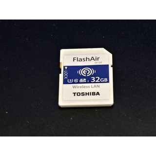 Toshiba flashair 4代，32g,wifi 記憶卡