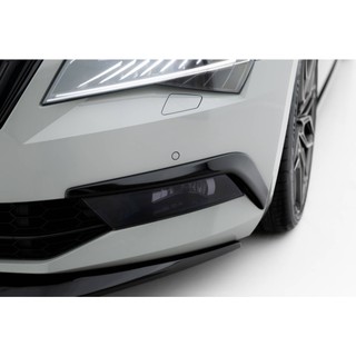 萊羿車工廠【益安貿易有限公司】MD Skoda Superb Mk3 專用燈框飾板