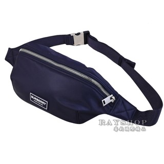 睿鈞國際精品 BURBERRY 8111256 經典浮雕LOGO厚尼龍款胸口包/腰包.深藍 現貨