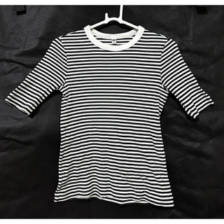 Uniqlo條紋緊身五分袖