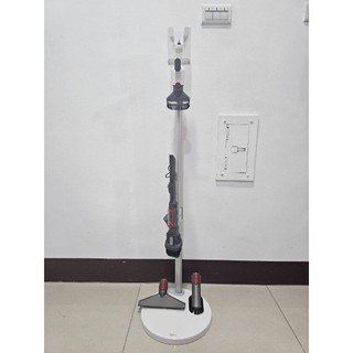 Dyson sv18 輕巧型吸塵器 外觀ok 功能正常 附上原廠收納架 歡迎參考！