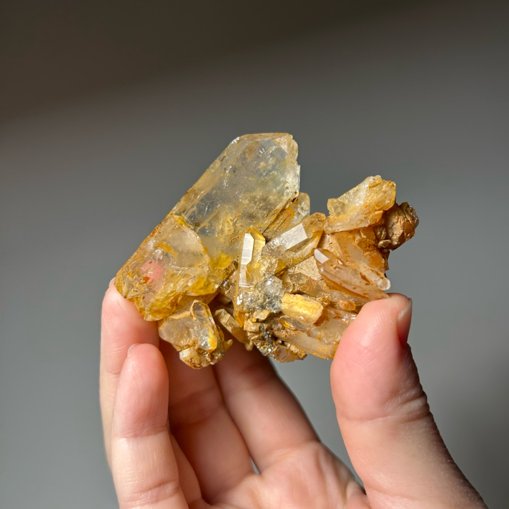 西藏喜馬拉雅水晶簇 縫合水晶 浮生 天然黃水晶 原礦 礦石 讓藏 流動礦