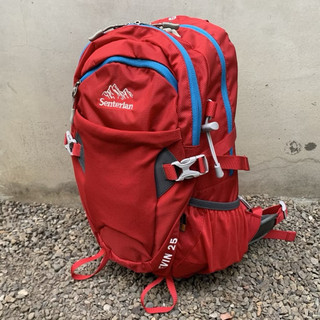 【 i 運動】Senterlan鑫特萊 登山背包 25L 網架背負腰帶減壓 防雨罩 水袋背包 運動背包 旅遊背包 後背包