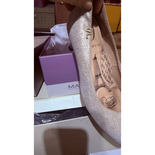 金色軟皮高跟鞋 低跟 百貨專櫃買$2980