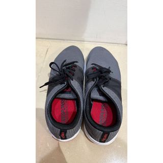 New balance NB 男款運動鞋 休閒鞋 US9.5 27.5CM
