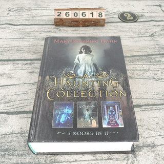 A Haunting Collection ─ Deep and Dark and Dangerous 英文書