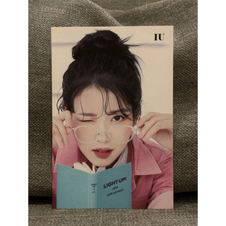 【全新出清】IU 李知恩 雙面明信片✨ 復古米奇耳 / 粉紅眼鏡丸子頭 雙面風格珍藏款 🧚‍♀️ UAENA 必入