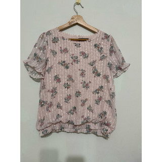杉杉 Shanshan / Polisen 碎花上衣 短袖上衣 二手上衣 休閒上衣 夏季服飾 專櫃服飾