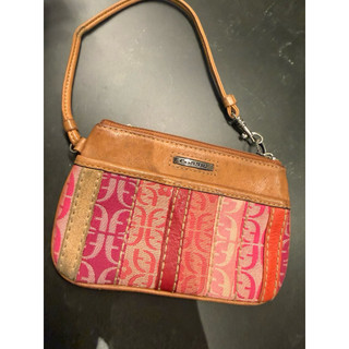 二手 Fossil 的經典拼接系列手拿包（Patchwork Wristlet）
