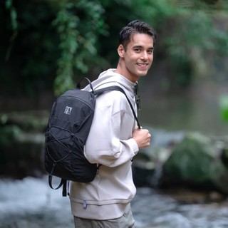 【INUK】極輕量健走包 | Trekker Light 黑色 | 19L