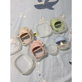 英國 mombella 蘑菇固齒器+另外三個固齒器（如圖）
