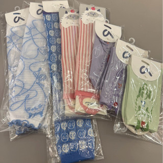 ⭐️不定時更新⭐️ a la sha【全新、踝襪/短襪/長襪】 襪襪🧦大集合👏