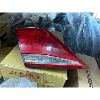 CAMRY-09-11年左後內側後燈.LED原廠良品