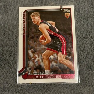 KASPARAS JAKUCIONIS RC 新人卡！2025-26 TOPPS FLAGSHIP ROOKIE