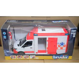全新正版 BRUDER 1:16 賓士 MB 救護車與司機人偶 RU2676 (有聲光音效)