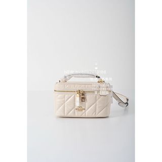 在途貨 可接單 白色皮革款 全新正品 COACH CEO22 Rainer 18 斜背包 復古箱型設計 相機包