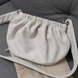 ✅️九成新少用 - SAMO ONDO EGg Bag 肩背小包