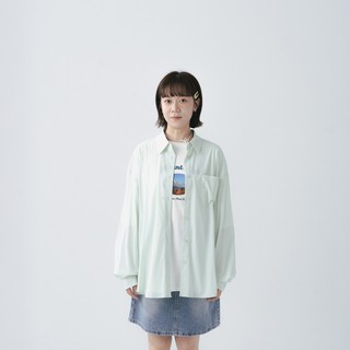 QUEENSHOP S 女裝 長袖 簡約素面冰涼防曬感長袖襯衫-綠 現+預 【01025781】