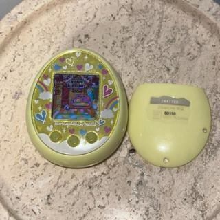 可預訂 二手美品 tamagotchi meets 黃色 塔麻可吉 拓麻歌子
