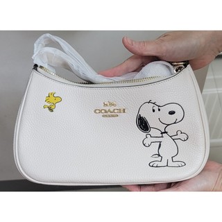 COACH x PEANUTS 聯名款 Teri Shoulder Bag (CBJ76)