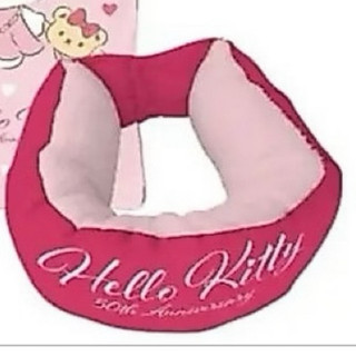 （全新）7-11福袋 Hello kitty 兩用頸枕毯 毛毯 毯子 浴巾 聖誕福袋 生日禮物 聖誕禮物