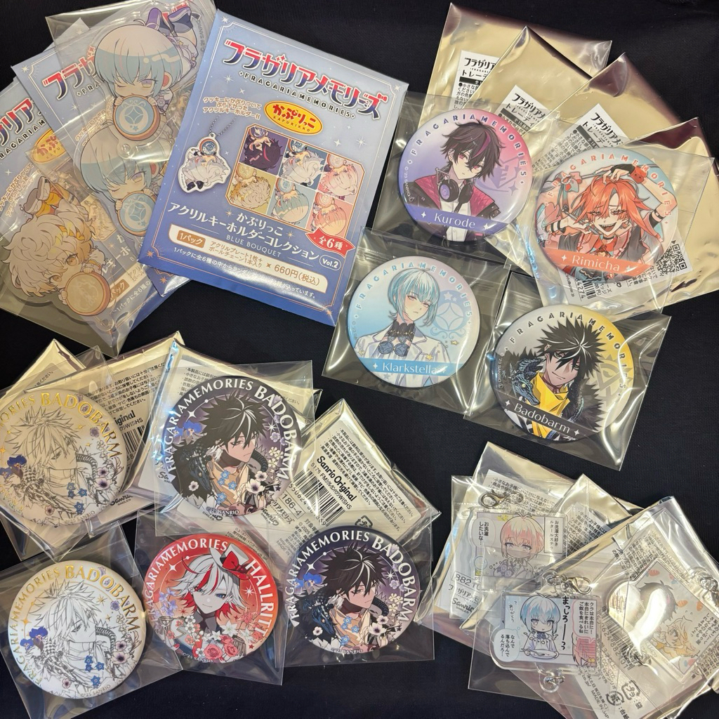 5/5更新｜多圖｜日版正版｜三麗鷗騎士 FRAGARIA MEMORIES フラガリアメモリーズ｜徽章 吊飾 周邊。