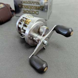 （日本製）二手 SHIMANO CALCUTTA CONQUEST 201DC 兩軸式捲線器左手 鼓式捲線器 金康 銀康