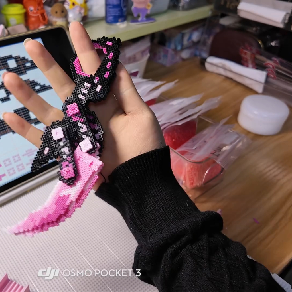 無畏契約Valorant💕爪刀拼豆定製 可動型遊戲周邊裝飾飾品 手工代拼客製化 遊戲小道具收藏