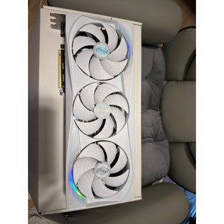 技嘉 RTX 5080 MASTER ICE 16G顯示卡