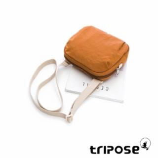 求現💰⬇️tripose TERNACITY微皺尼龍方塊斜背包 稻禾駝