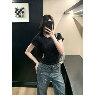 ♡₊˚ 🎀‧˚₊ig:han.bb99閃鑽圓領上衣