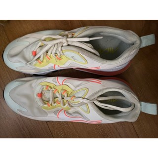 (清櫃子) Nike AIR MAX 270 REACT 白紅黃 氣墊 增高 運動鞋 女款 CV8818-102