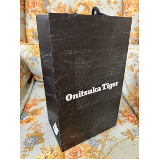 Onitsuka Tiger亞瑟士購物紙袋