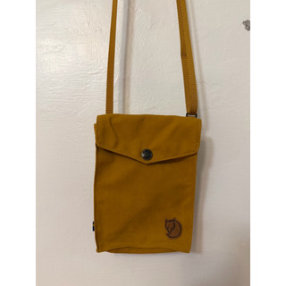 ［限量絕版百貨正品］Fjallraven 小狐狸 男女適用 Pocket可調式側背包 斜背包 手機包 護照袋 土黃色