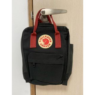 🌟正品’Fjallraven kanken 狐狸包 黑色帆布小款後背手提包