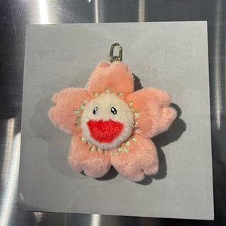 𝙏𝙖𝙠𝙖𝙨𝙝𝙞 𝙈𝙪𝙧𝙖𝙠𝙖𝙢𝙞新品🌸絨毛款 村上隆櫻花吊飾 櫻花吊飾村上隆吊飾代購