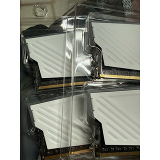十銓 DDR4 3200 8G*4 記憶體