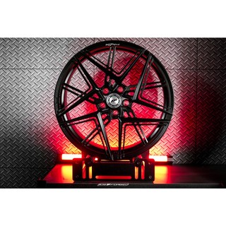 小亞＊全新 ◤ 305FORGED UF168 ◢ 單片式鍛造鋁圈 輪框 多爪線條 × 左右璇戰鬥風格 輕量化高剛性設定