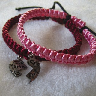 手工手鍊 母親 女兒 (Handmade satin bracelets & family bond pendants)