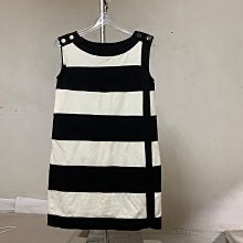 MAX&CO-專櫃品牌款～黑白色造型設計～優美洋裝799元