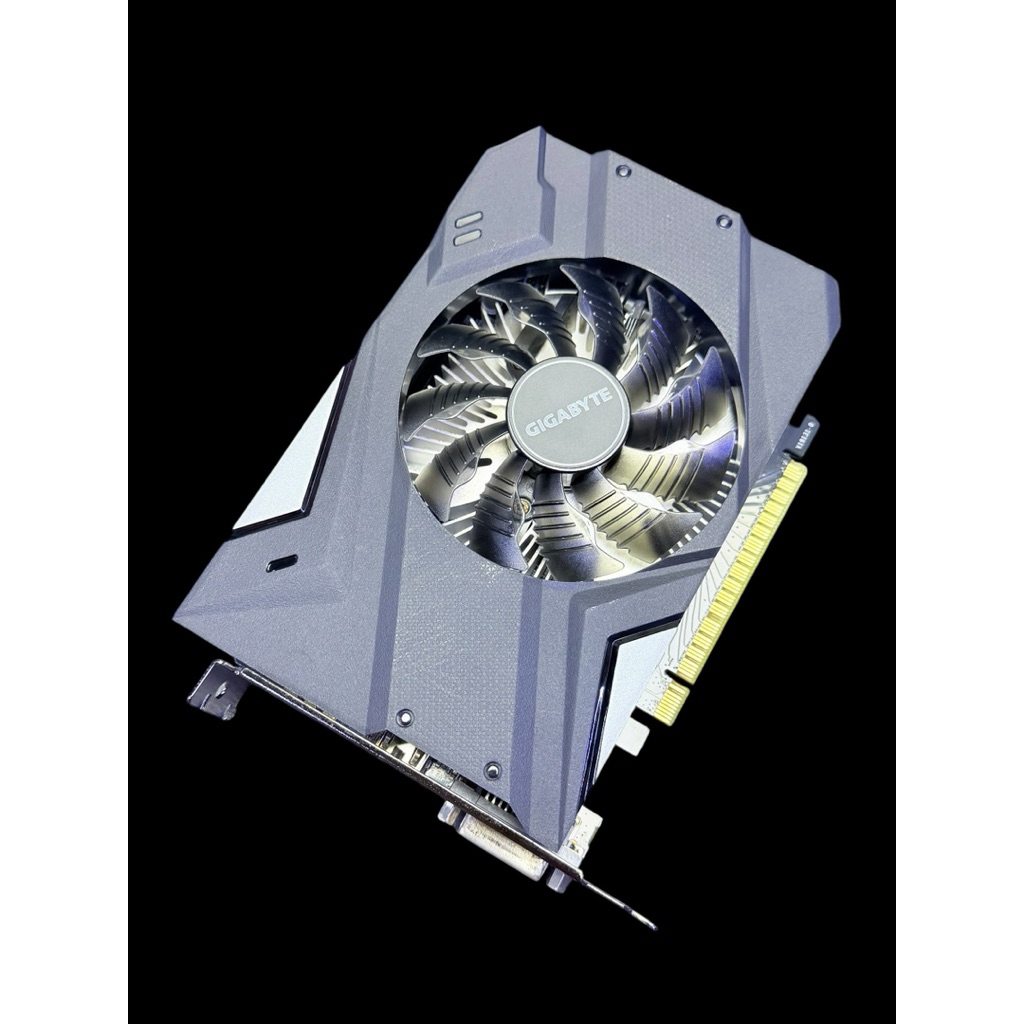 技嘉 GTX 1650 SUPER OC 4GB GDDR6 二手燒雞良品 GV-N165SOC-4GD 含稅價 24
