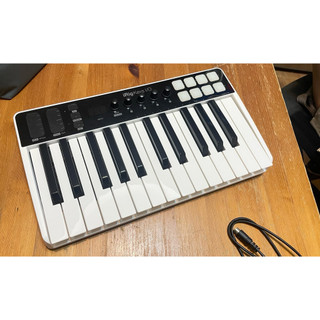少用九成新IK Multimedia iRig Keys I/O 25 多合一MIDI鍵盤內含錄音介面