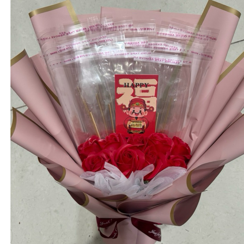 財神爺花束有錢花束鈔票花束紅色玫瑰花束情人節花束告白花束母親節花束生日花束送女友花束香皂花束錢錢花束畢業花束畢業禮物