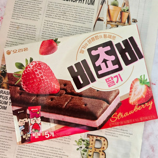 🇰🇷 雯姐代購現貨 韓國 ORION 好麗友 新款草莓巧克力三明治餅乾 5入 草莓風味巧克力夾心餅乾