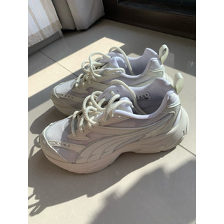 近全新Puma Morphic Futro -Glam Wns休閒運動女鞋(25cm)