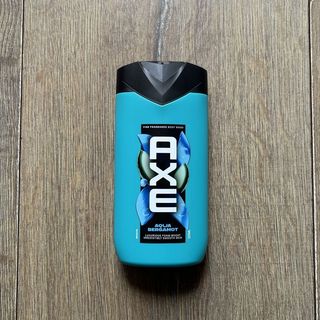 Axe shower Fine Fragrance Aqua Bergamot 戰斧 佛手柑 杜松 細緻香水 精油沐浴乳
