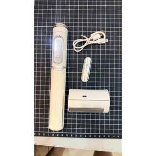 二手 9成新美極品 MAGIPEA 三腳穩定器 單軸手機穩定器 腳架自拍棒 手機手持穩定器直播 防手抖支架