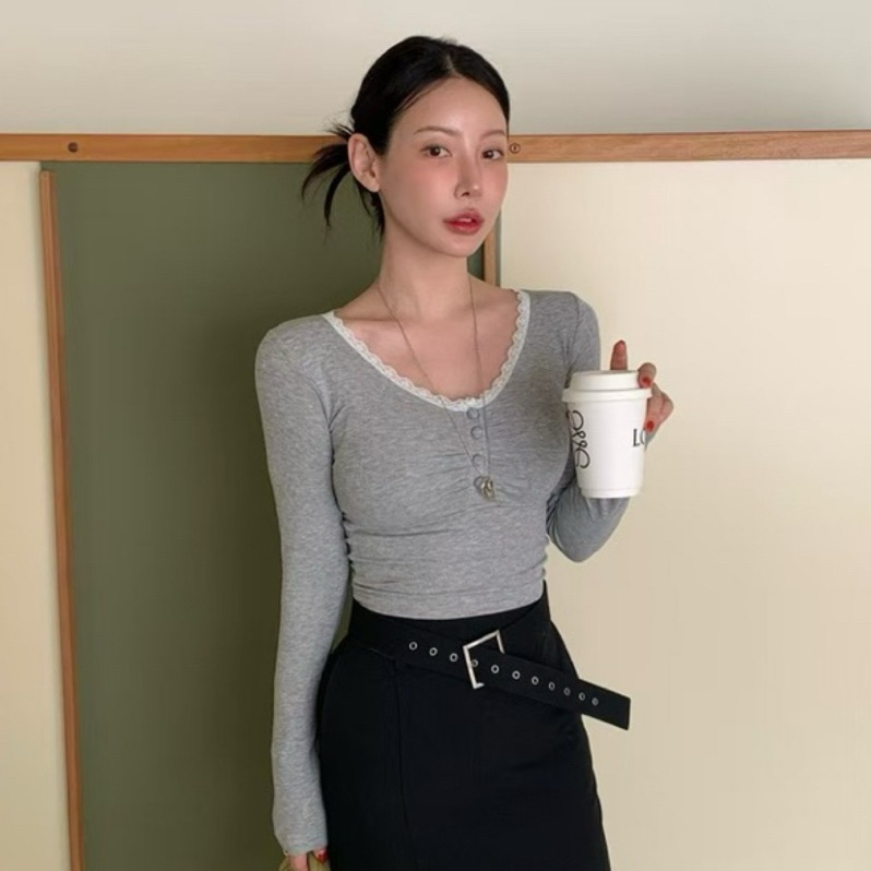 Super Shy🖤三姐妹✔️3/16🌹預購大V蕾絲上衣