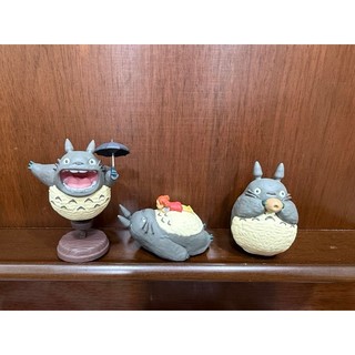 正版龍貓公仔抱傘龍貓公仔隱藏版龍貓公仔橡木共和國吉卜力盒玩龍貓盲盒公仔龍貓造型擺飾10週年龍貓紀念徽章張大吹龍貓豆豆龍